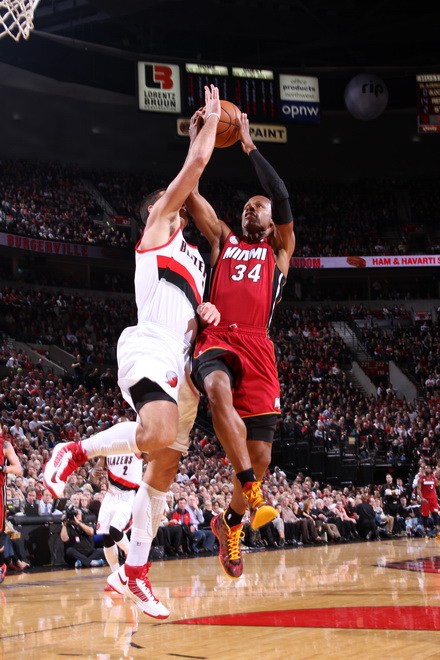 而是以更现 而是以更现